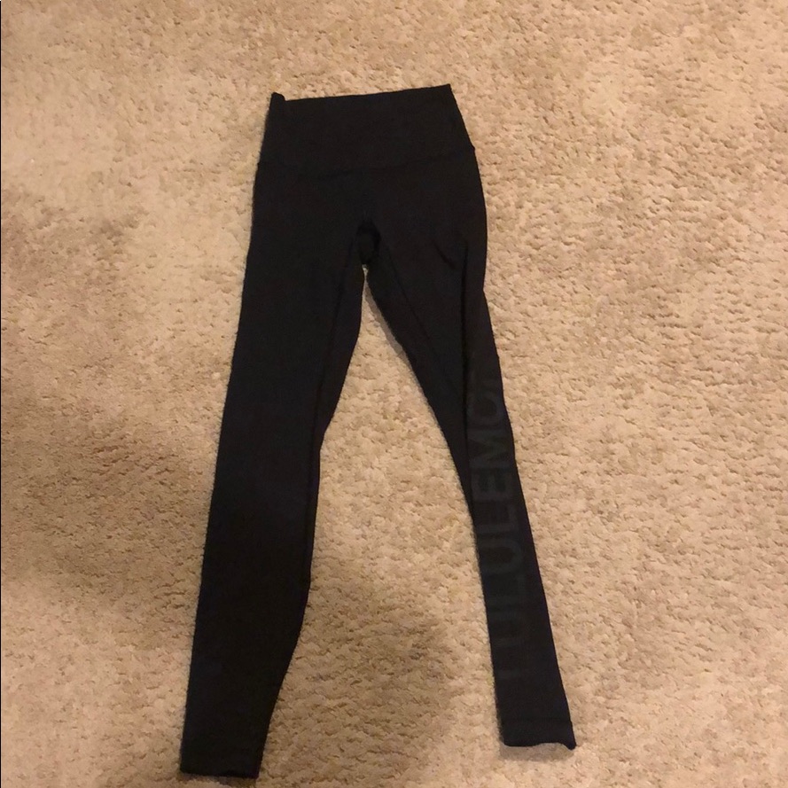 Black Wunder Under Size 4 With Lululemon On Side